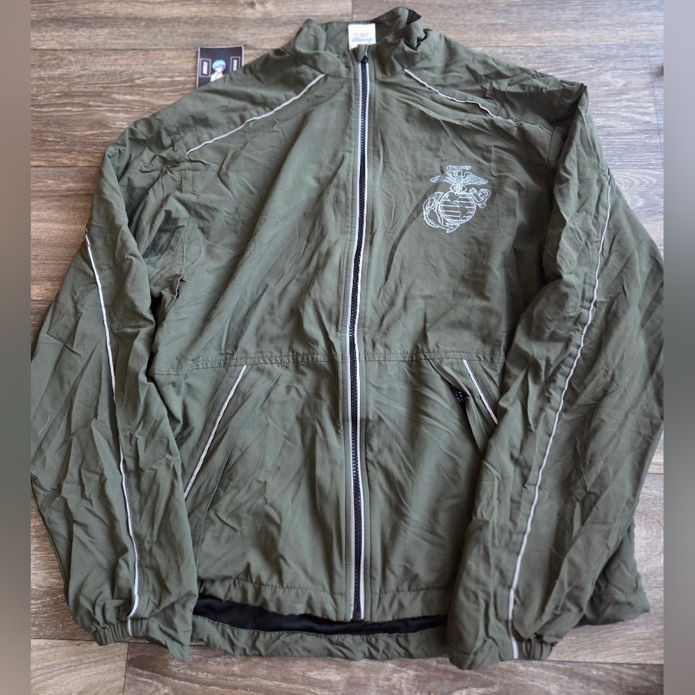 New Balance US Marine Corps PT Issued Training Army Green Windbreaker Jacket